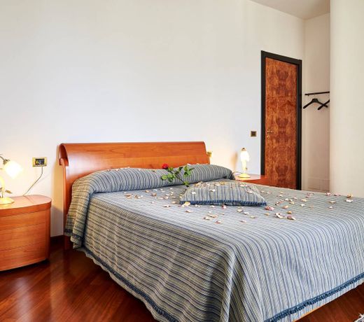 Villa Puccini Bed & Breakfast