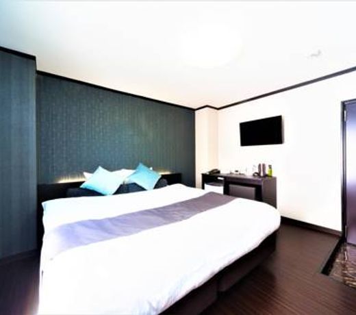 Hirakata Crystal Hotel - Adult Only