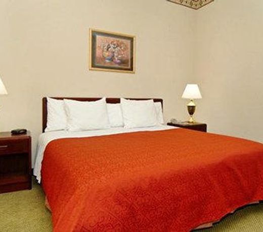 Ramada By Wyndham Zephyrhills