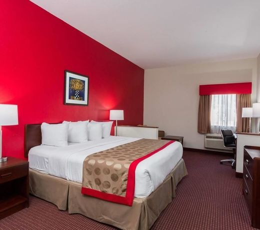 Ramada By Wyndham Zephyrhills