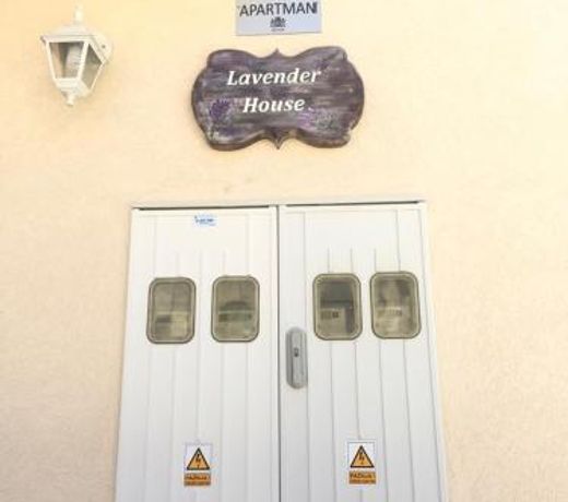Lavender House Apartments, Prcanj