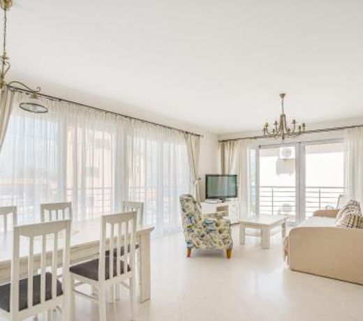 Lavender House Apartments, Prcanj