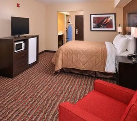 Quality Inn & Suites Tacoma - Seattle
