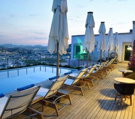 Regnum Escana Hotel
