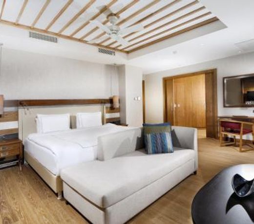 Regnum Escana Hotel