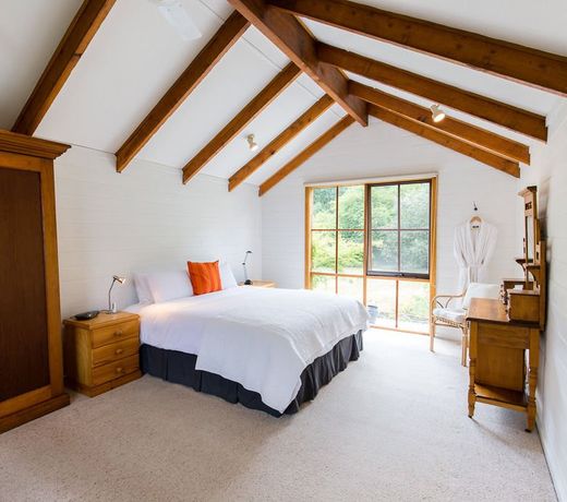 Braeside Mount Macedon Country Retreat Bed and Breakfast