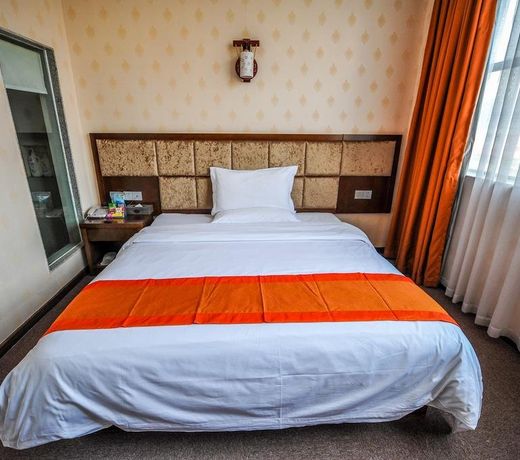 Le Cheng Hotel