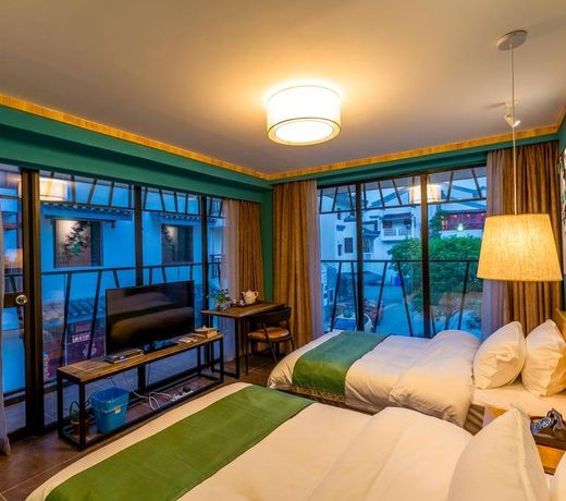Moon Flower Hotel