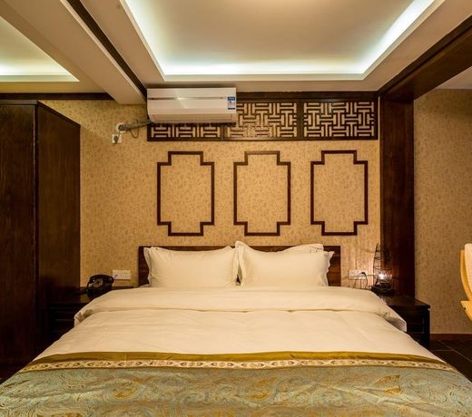 Moon Flower Hotel
