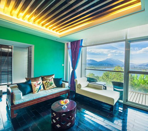 Lijiang Yulong Villa Hotel