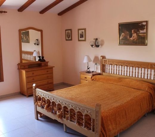 Finca Palacios - comfortable holiday accommodation in Benissa