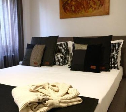 B&B Fortuny