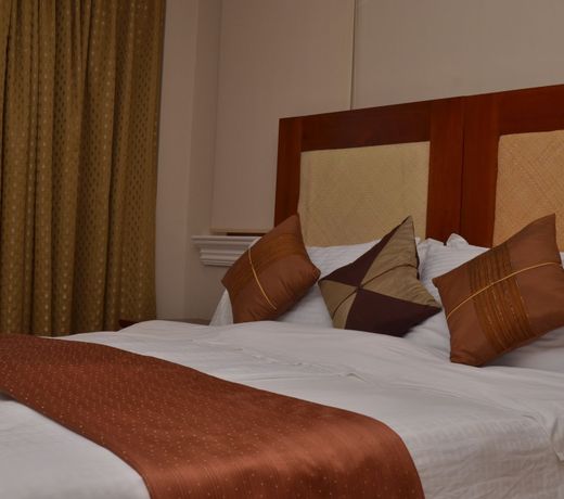 Golden Palm Resort