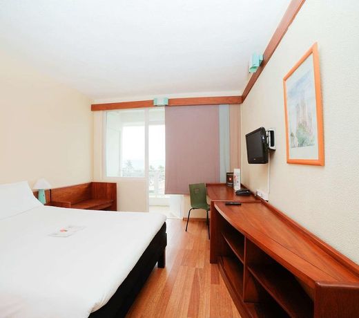 Hotel Ecole  Lebenin Hotel Ecole Lebenin