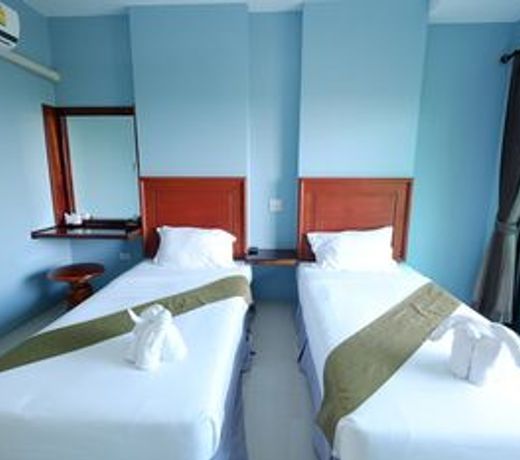 Barefeet Heaven Hill Naturist Resort