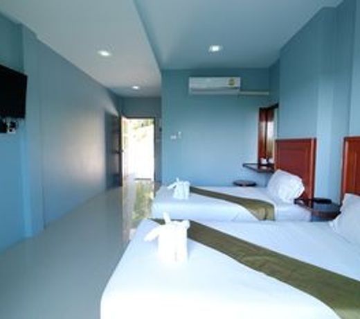 Barefeet Heaven Hill Naturist Resort