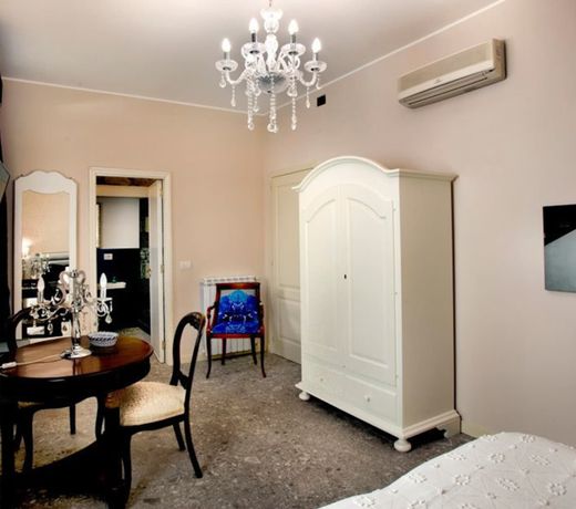 Porta Di Mezzo Luxury B&B