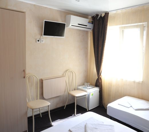 Oranzhevoye Solntse Mini Hotel