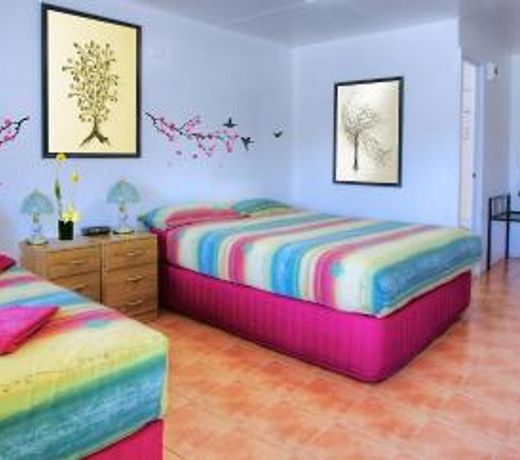 Halls Creek Motel