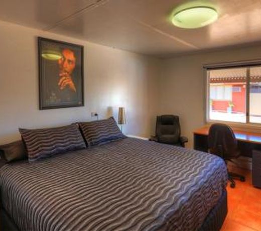 Halls Creek Motel