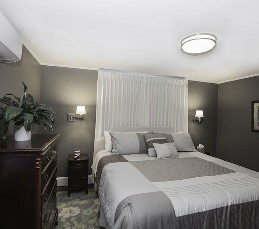 Homestead Inn
