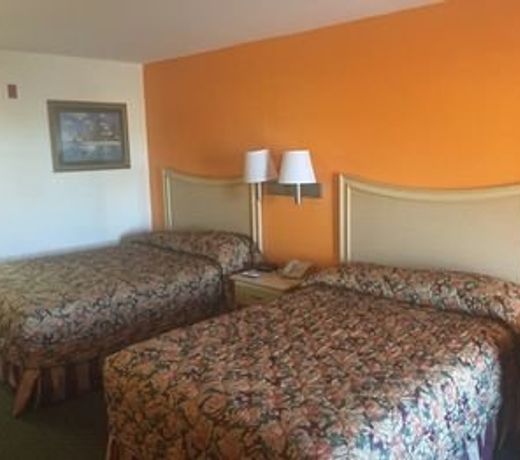 Lake Seminole Inn