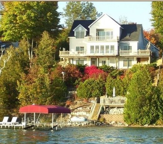 The Torch Lake Bed and Breakfast