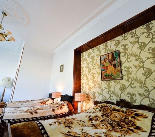 Kutaisi Hotel California
