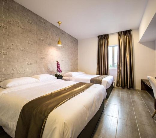 OYO 89355 Big Big Hotel