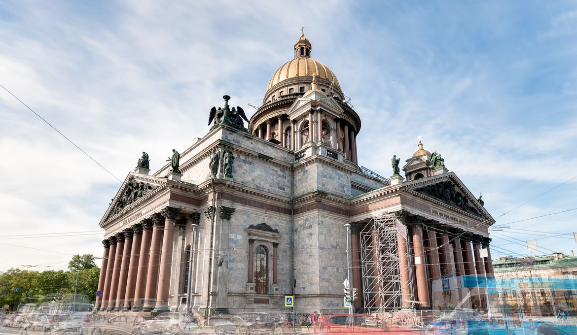 ДостоБродский у Исаакиевского