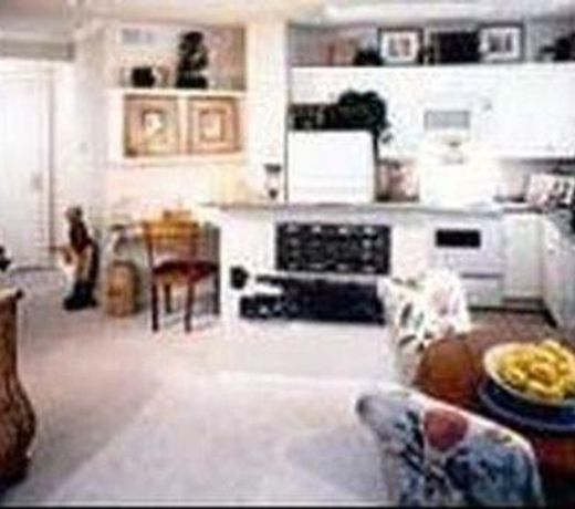 Oakwood At Emerald Park Apartm
