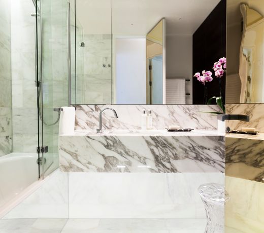 Sophisticated Boutique Apartment