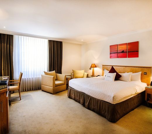 Courthouse Hotel London