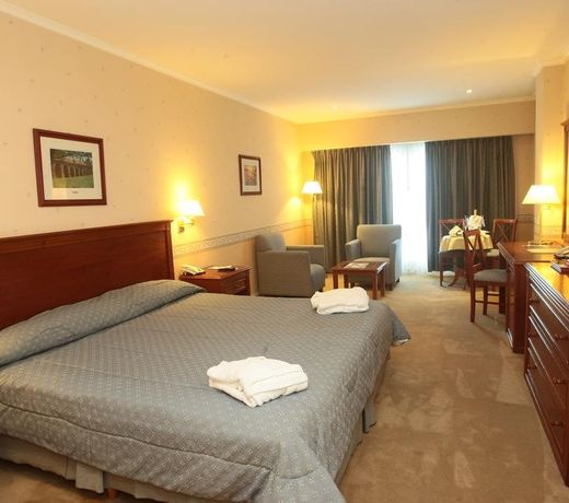 Howard Johnson Rio Ceballos Hotel y Casino