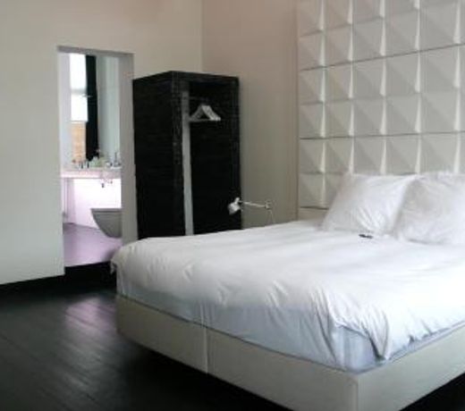 B&B Suites FEEK