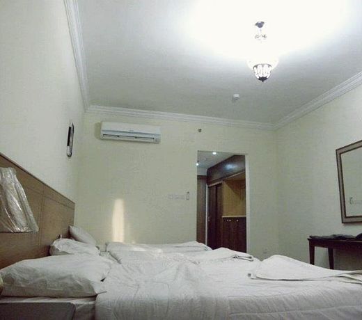 Hana Hariry Hotel