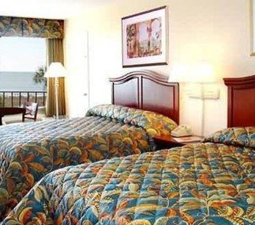 Cabana Shores Hotel