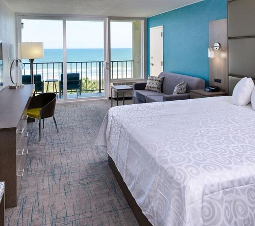 Cabana Shores Hotel