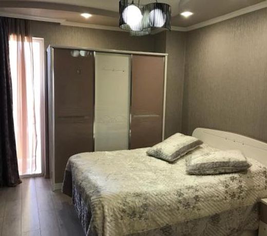 4 room flat for rent  in Batumi