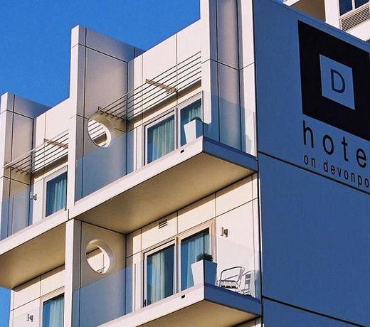 Hotel on Devonport