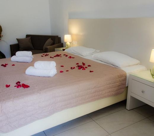 Polykratis Rooms
