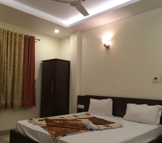 Hotel Surya