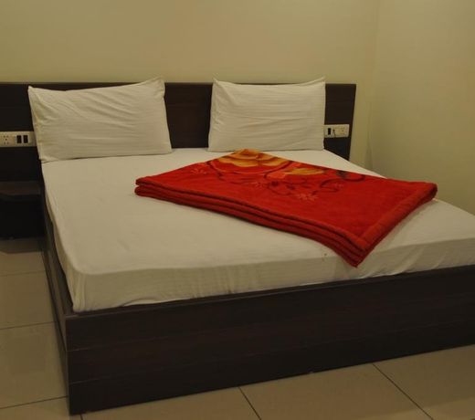 Hotel Surya