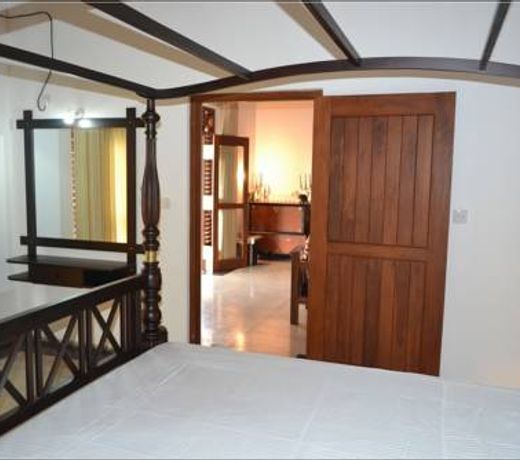 Sano Rich Lagoon Villa