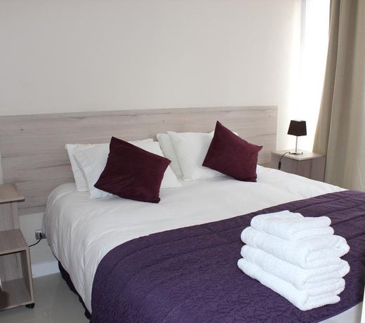 DREAM SUITES