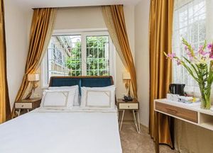 Almina Guest House