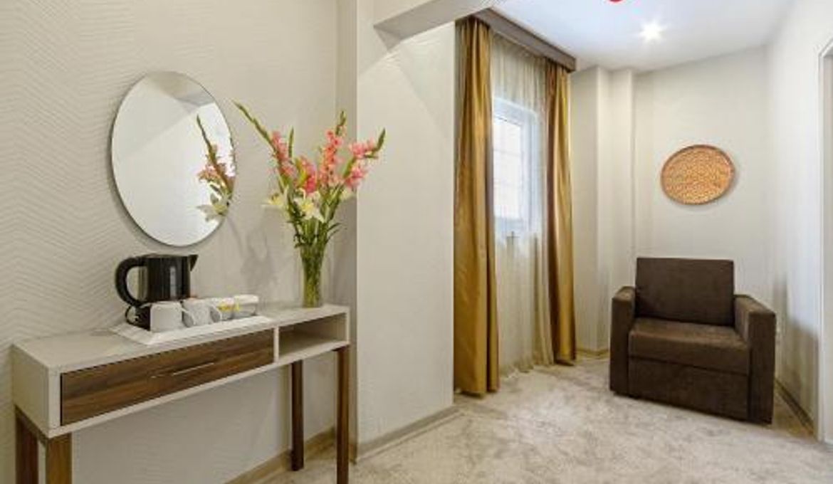 Almina Guest House