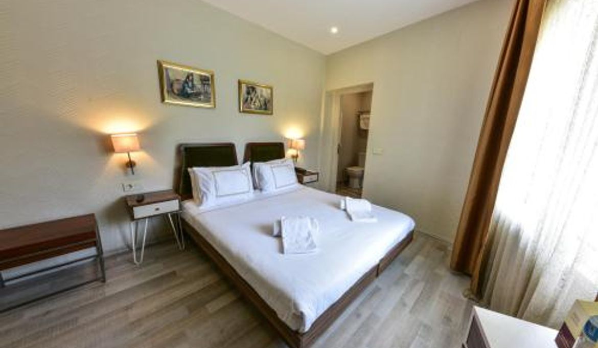 Almina Guest House