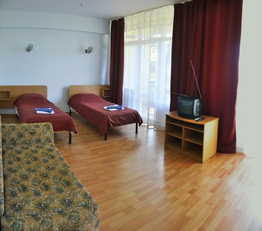 Admiral Yalta Hotel