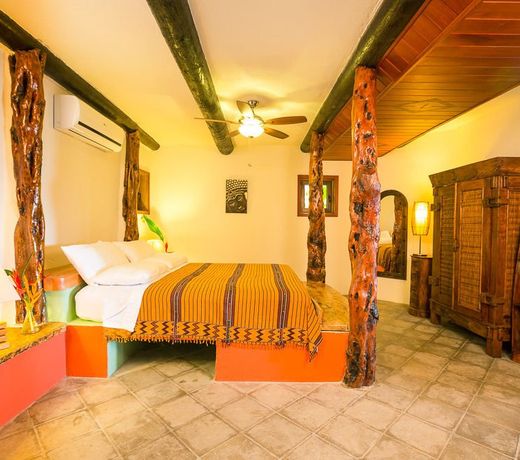 Tranquilseas Eco Lodge & Dive Center